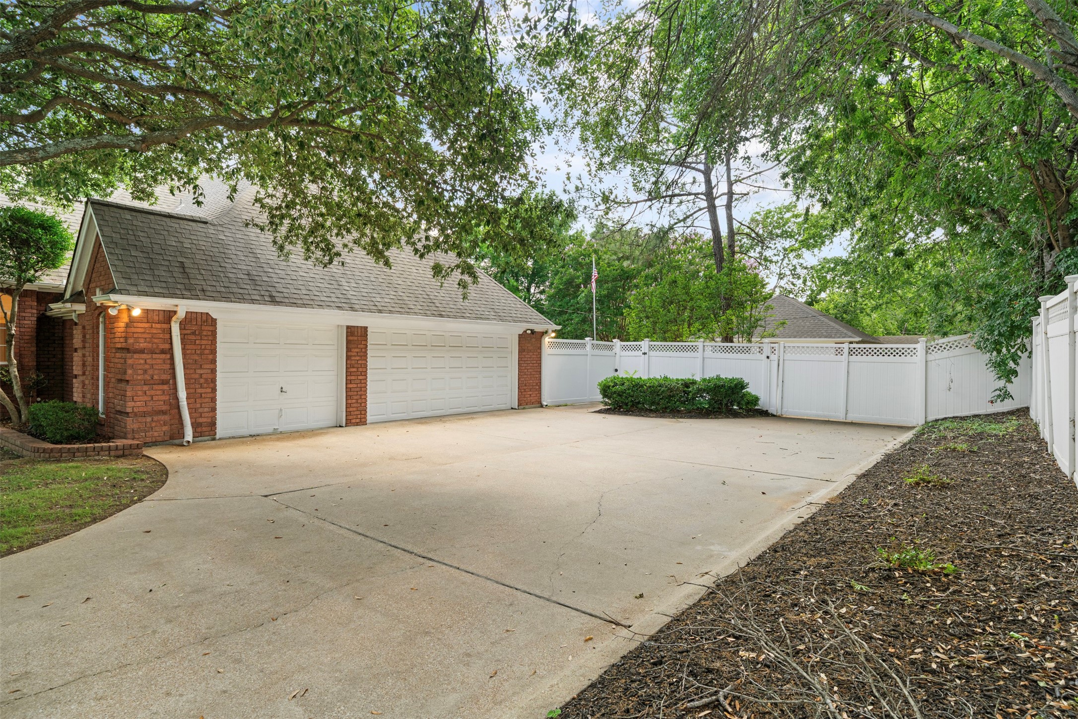 5800 Hunter Trail Colleyville TX 76034