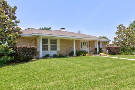 745 Maple Glen Drive Garland TX 75043