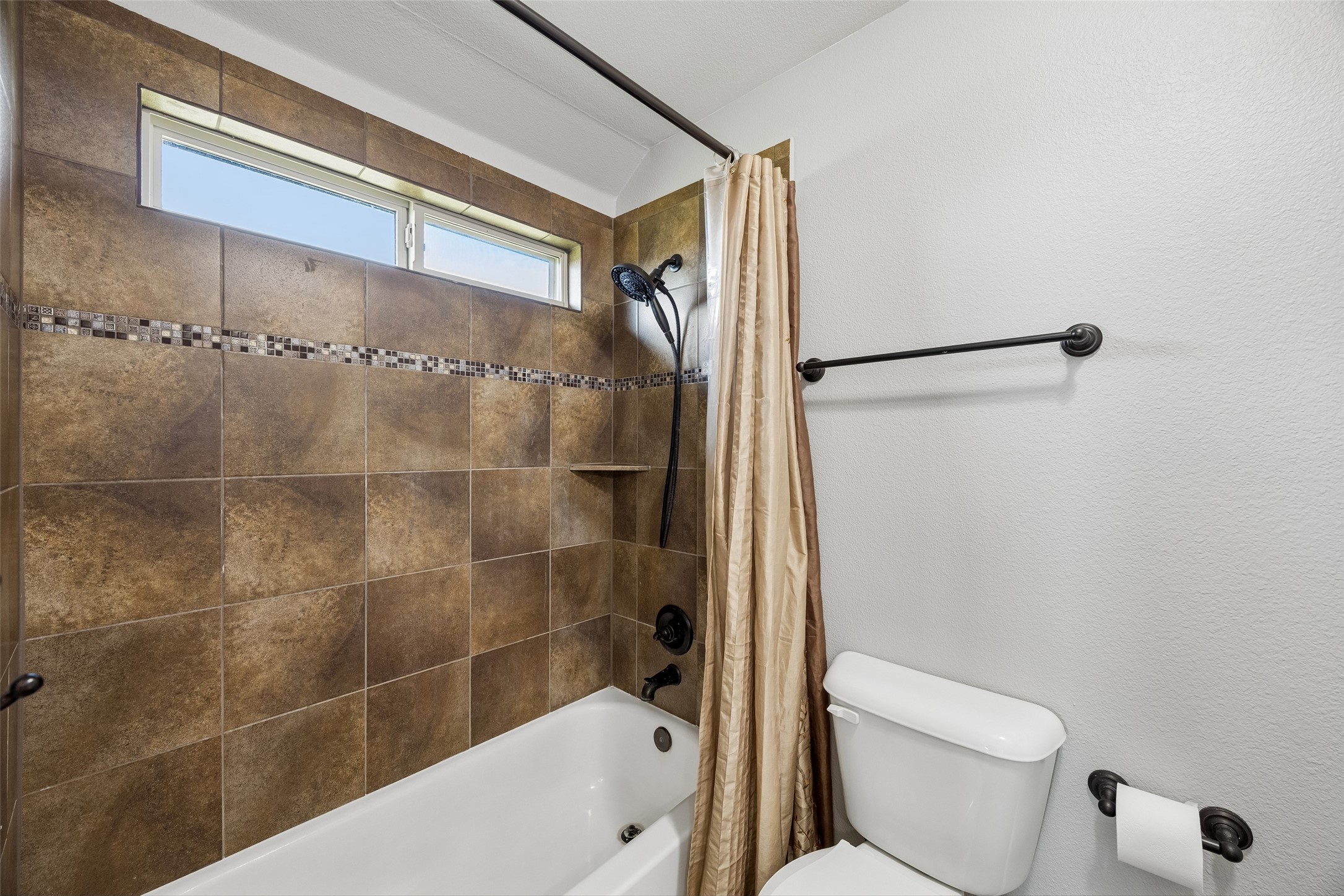 1310 Billingsley Drive Waxahachie TX 75167