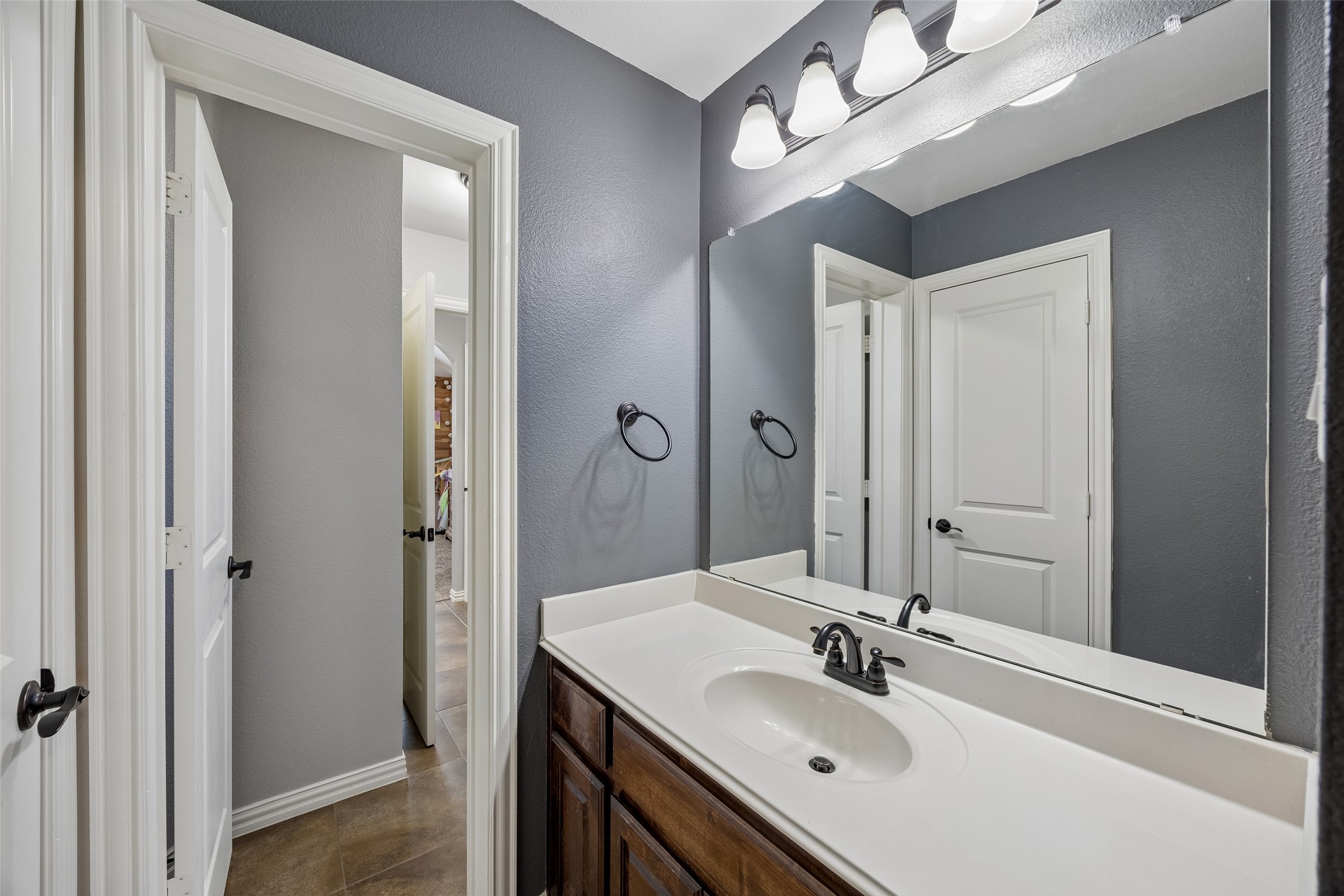 1310 Billingsley Drive Waxahachie TX 75167