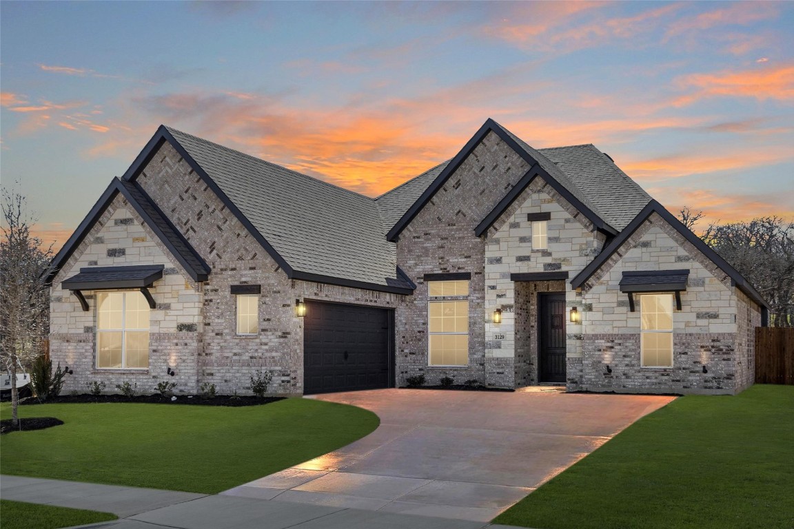 3129 Blue Hill Drive Burleson TX 76028