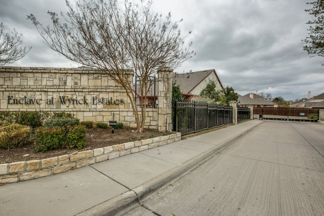 11327 Mounts Run Drive Dallas TX 75218