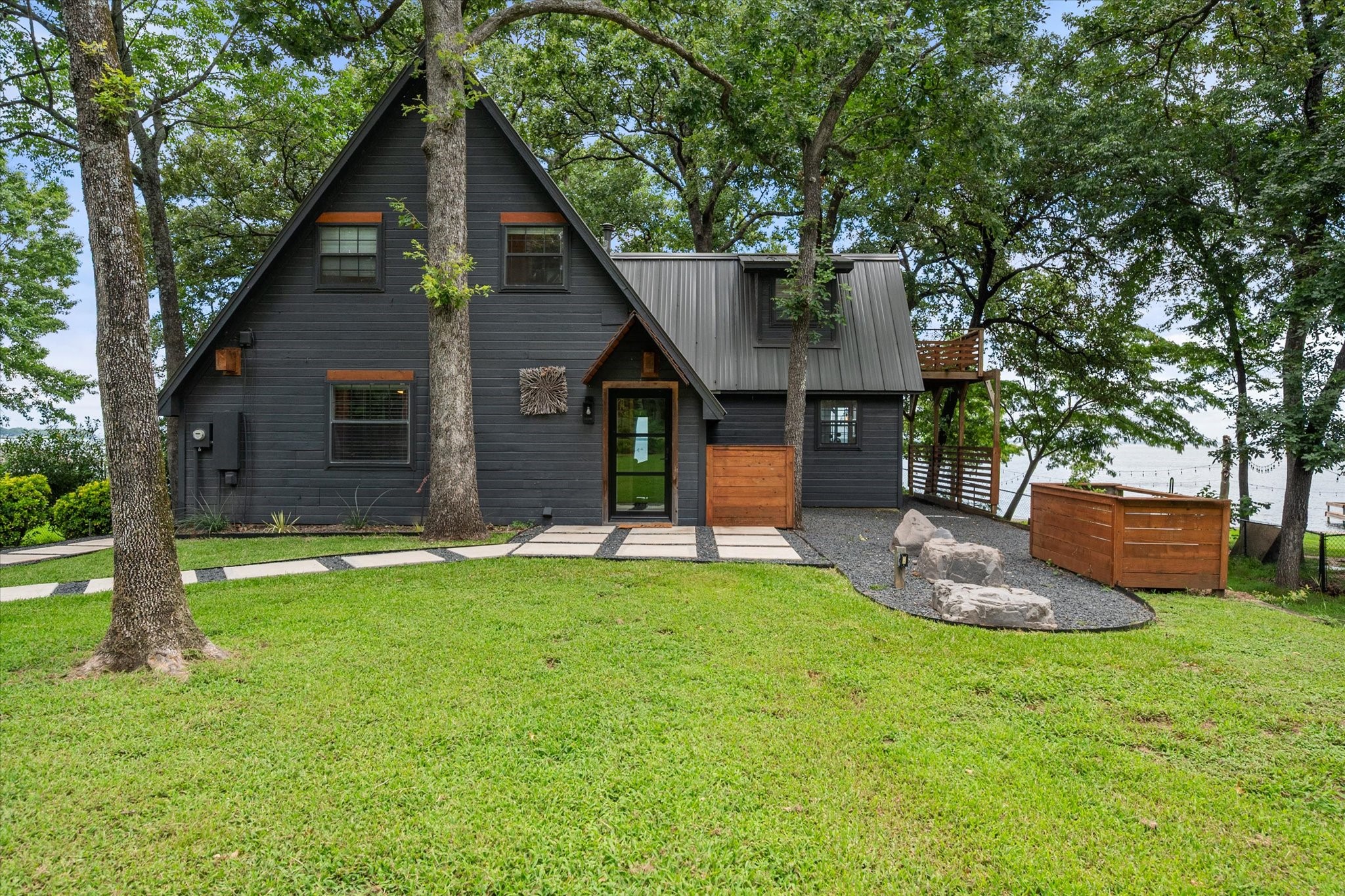 151 Lakeside Lane Streetman TX 75859