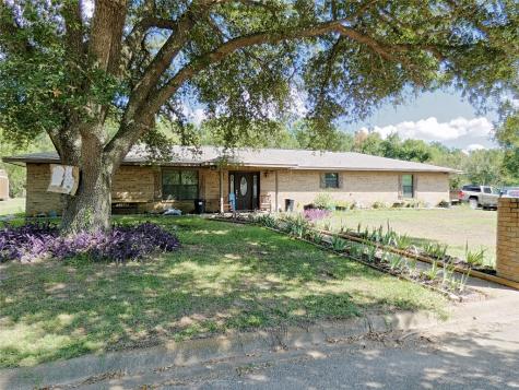 301 Westwood Parkway Naples TX 75568