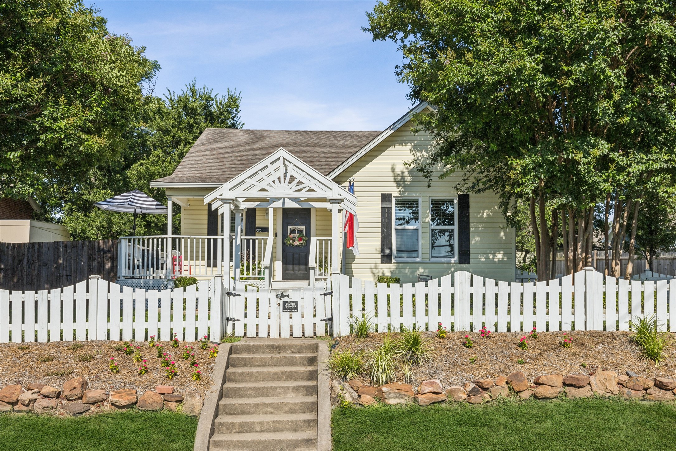 919 S Tennessee Street Mckinney TX 75069