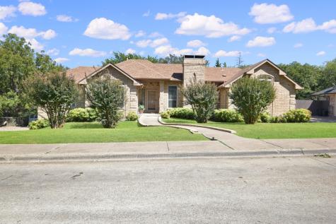 557 Ten Mile Drive Desoto TX 75115