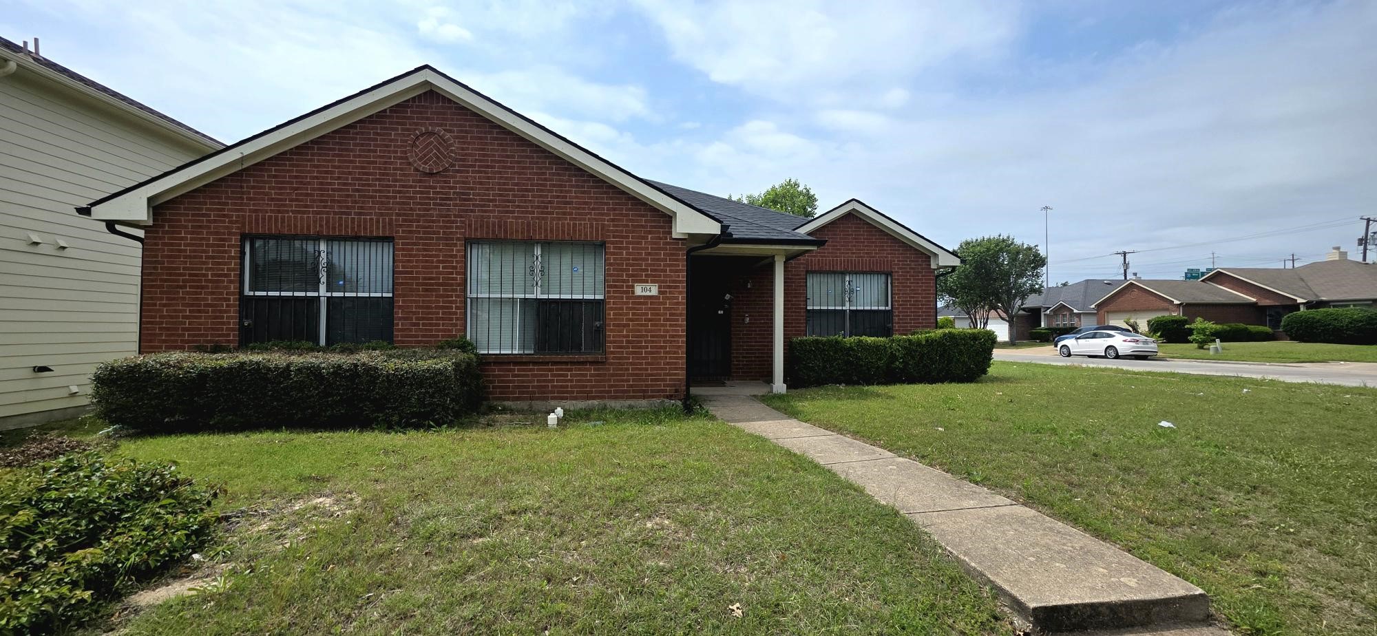 104 Idlewheat Lane Dallas TX 75241