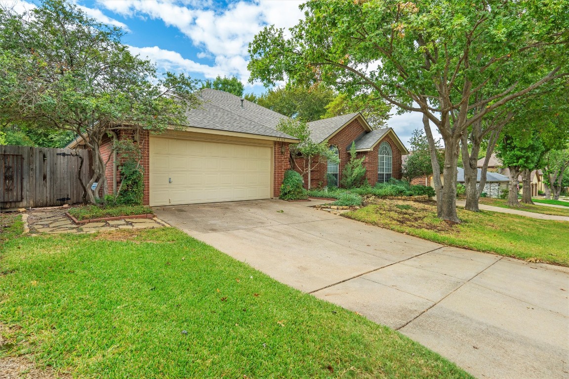 7909 Woodland Drive North Richland Hills TX 76182