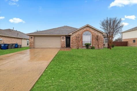 113 Cottonwood Lane Little Elm TX 75068