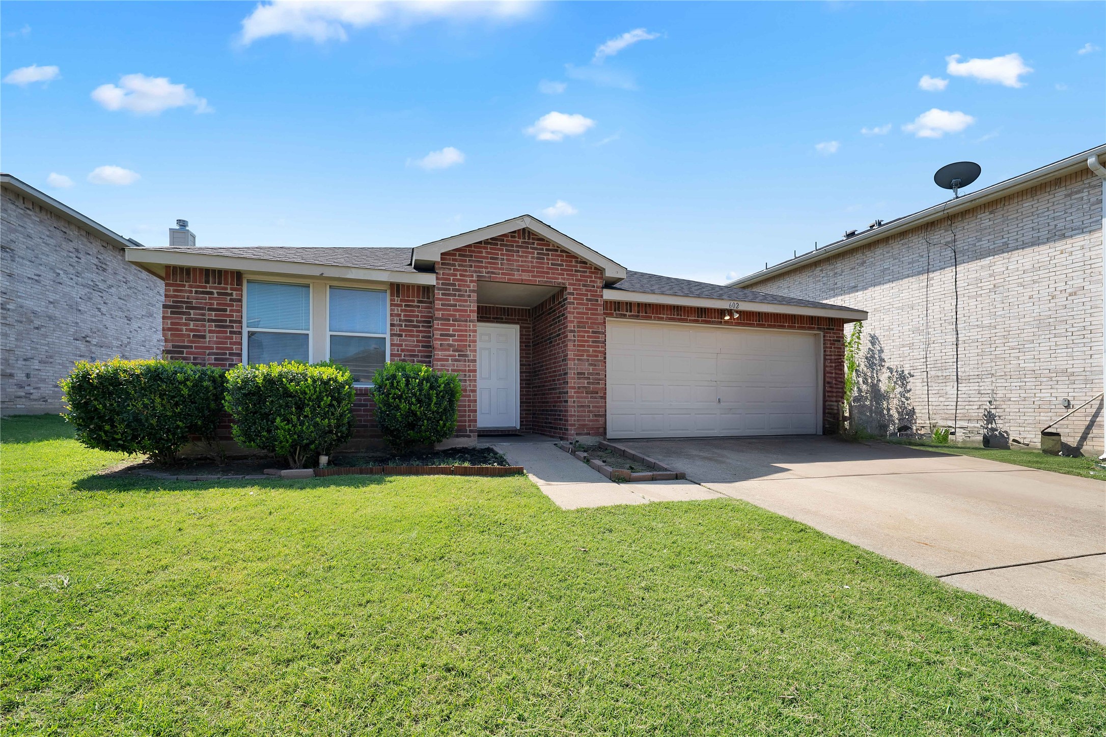 602 Ambarella Street Arlington TX 76002