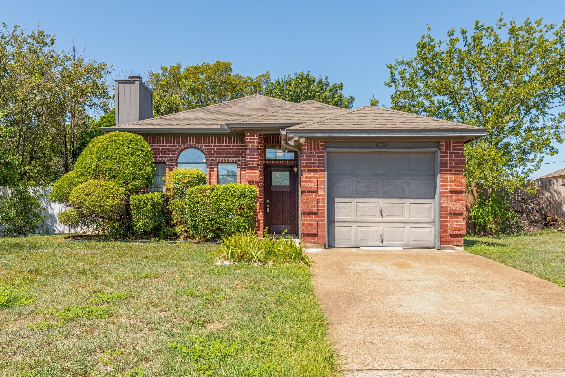 4709 Deal Drive Fort Worth TX 76135