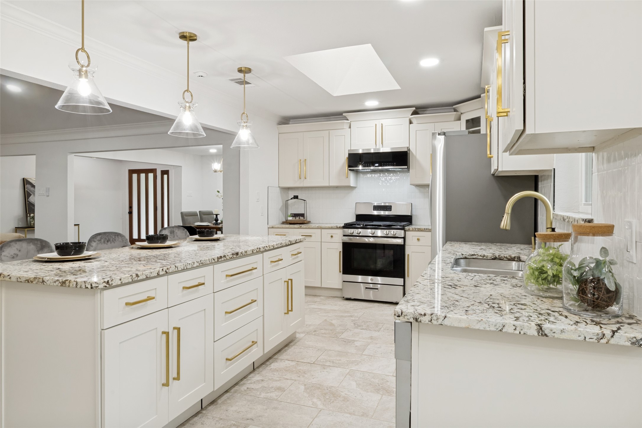 9552 Timberleaf Drive Dallas TX 75243