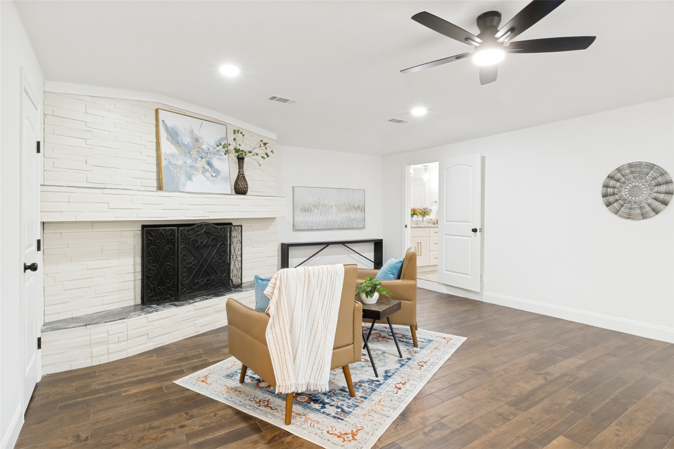 9552 Timberleaf Drive Dallas TX 75243