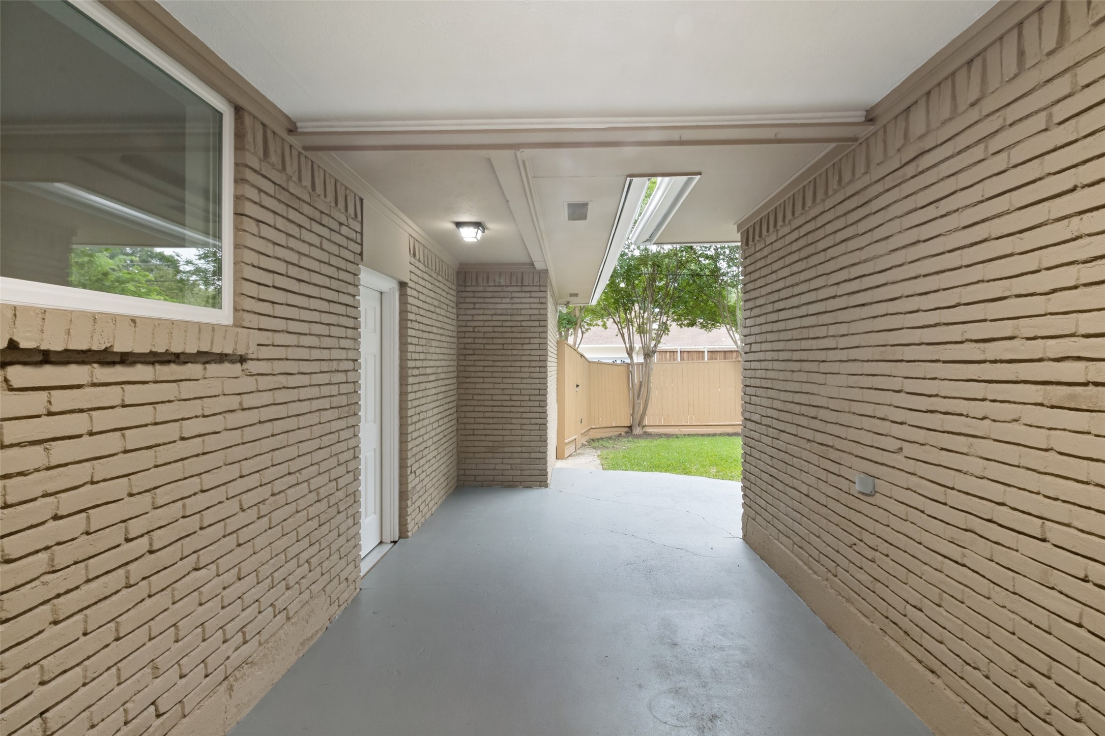 9552 Timberleaf Drive Dallas TX 75243