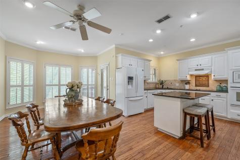 233 Lakeside Place Mineola TX 75773