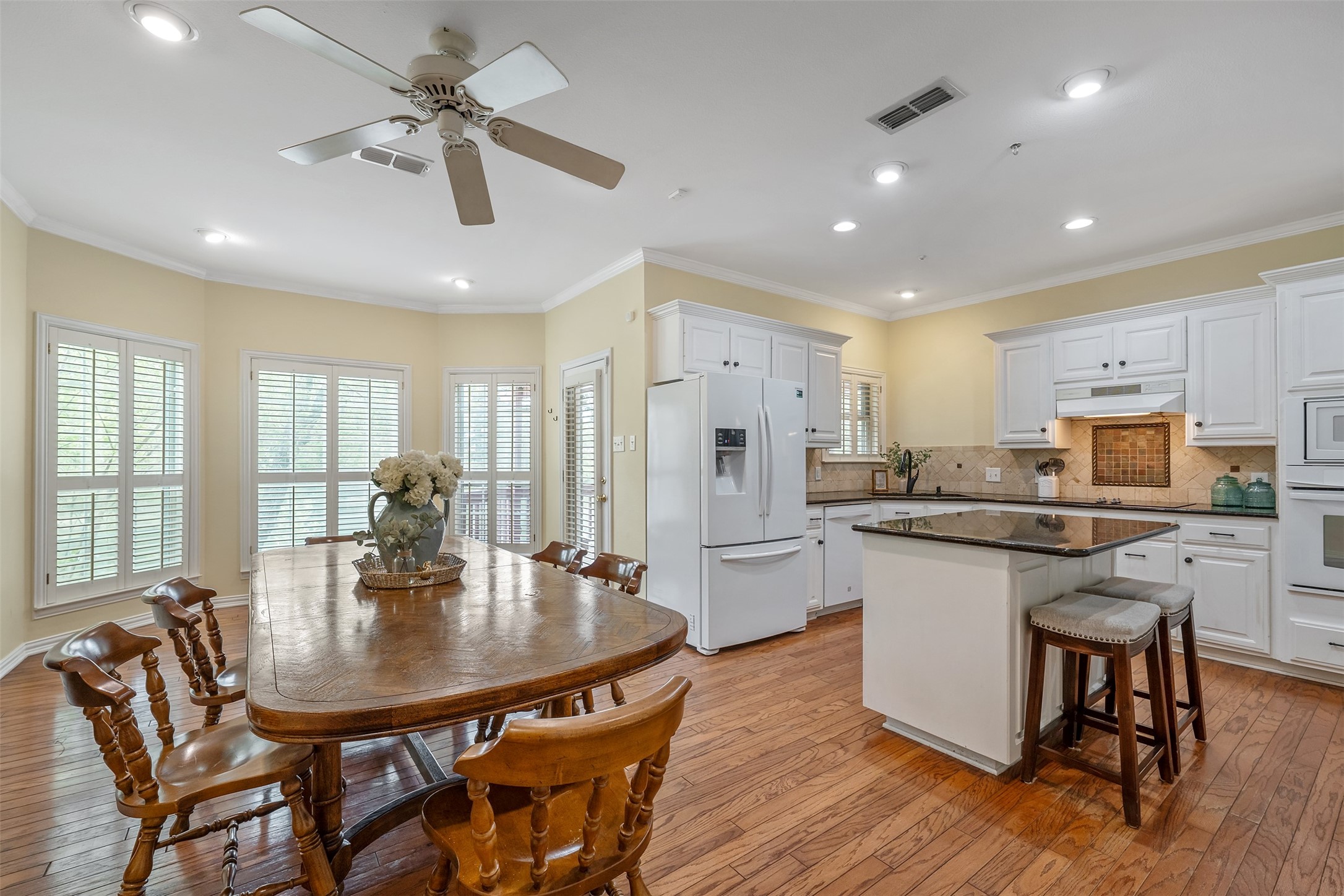 233 Lakeside Place Mineola TX 75773