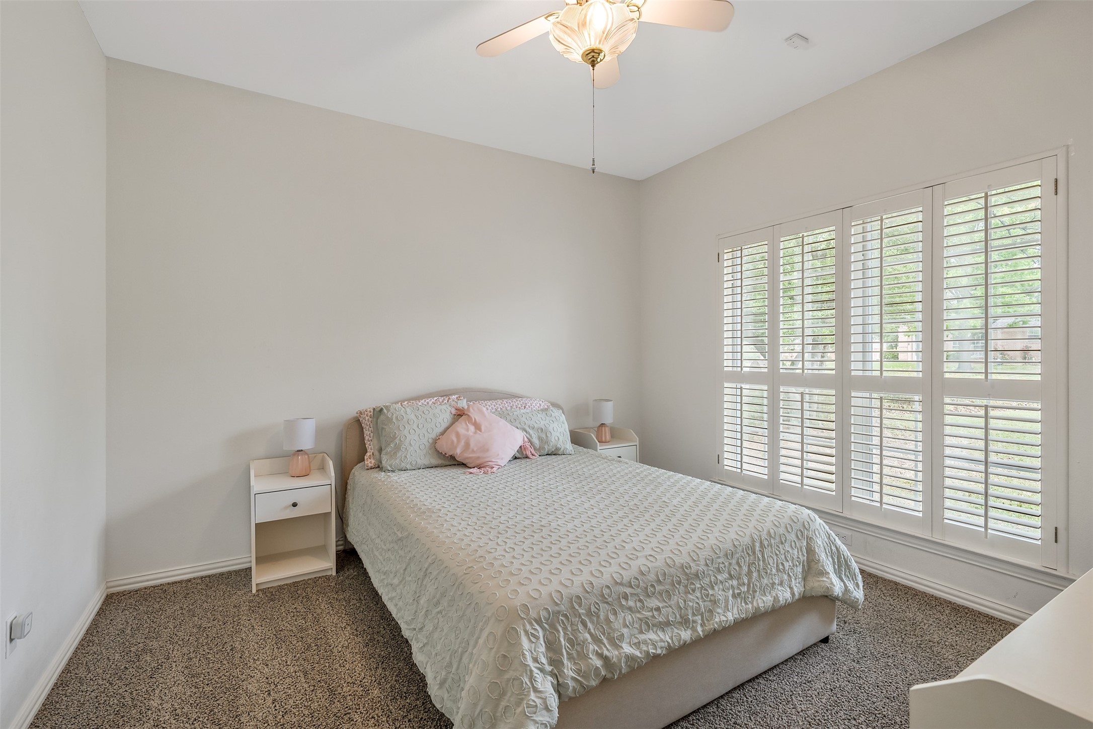 233 Lakeside Place Mineola TX 75773