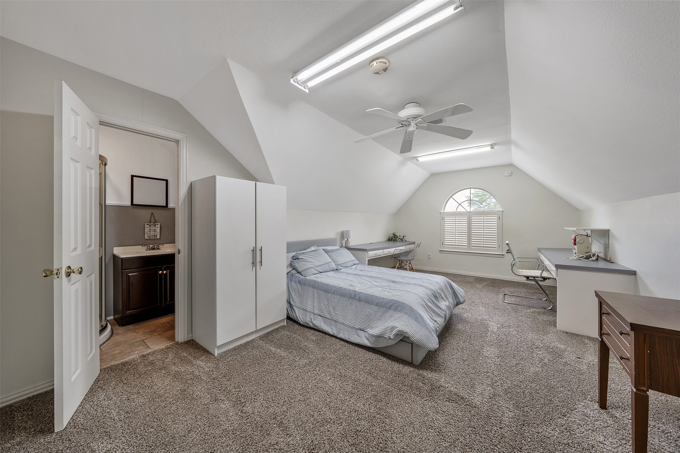 233 Lakeside Place Mineola TX 75773
