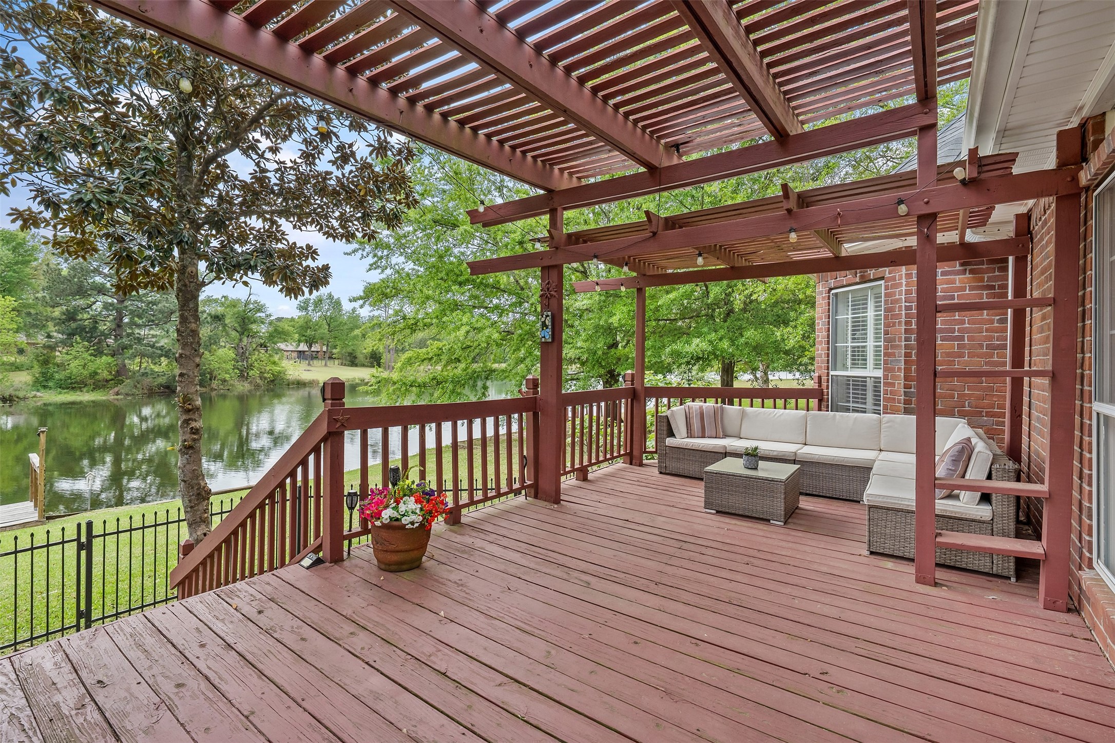 233 Lakeside Place Mineola TX 75773