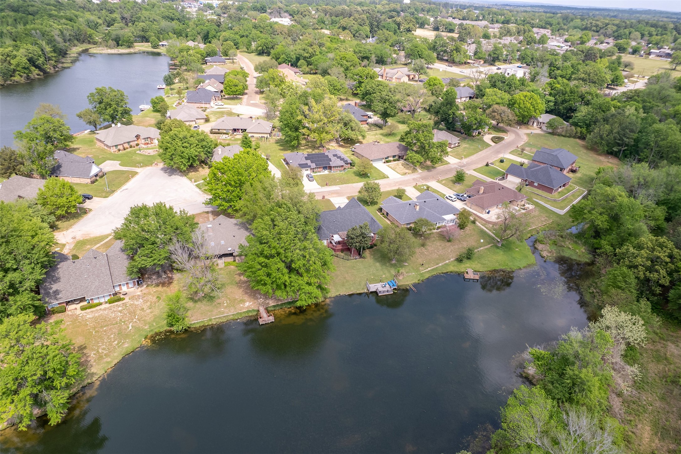 233 Lakeside Place Mineola TX 75773