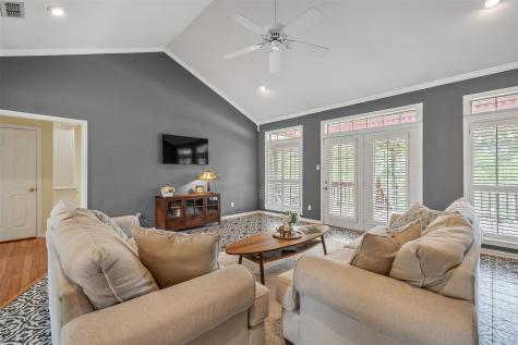 233 Lakeside Place Mineola TX 75773