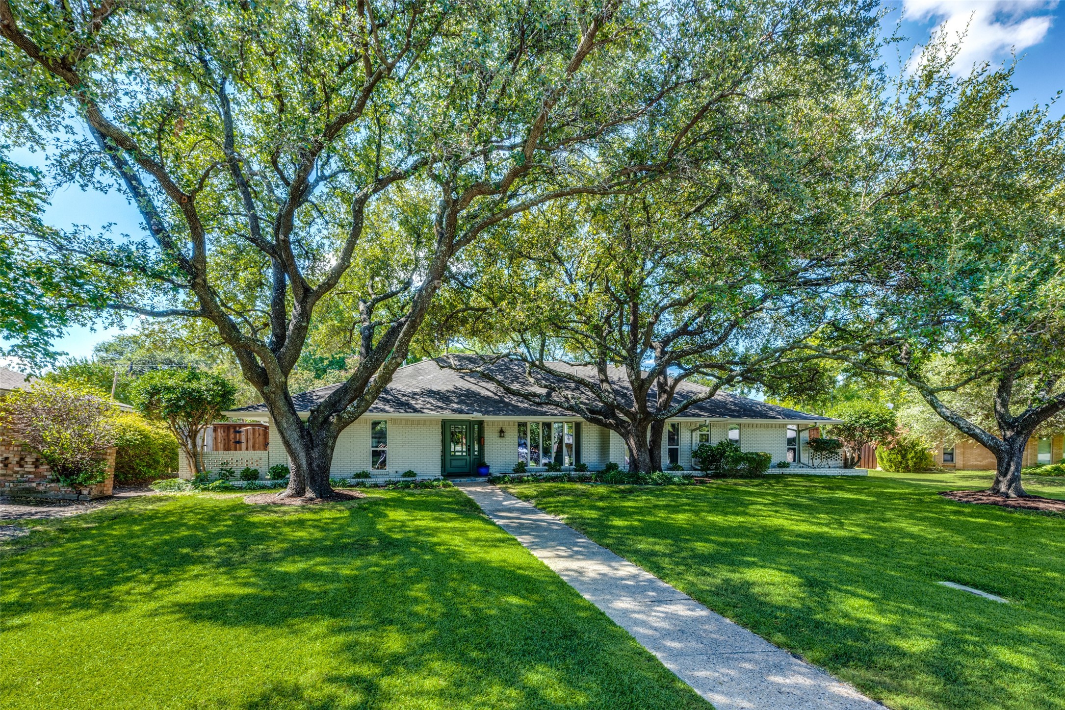 3734 Shady Hill Drive Dallas TX 75229