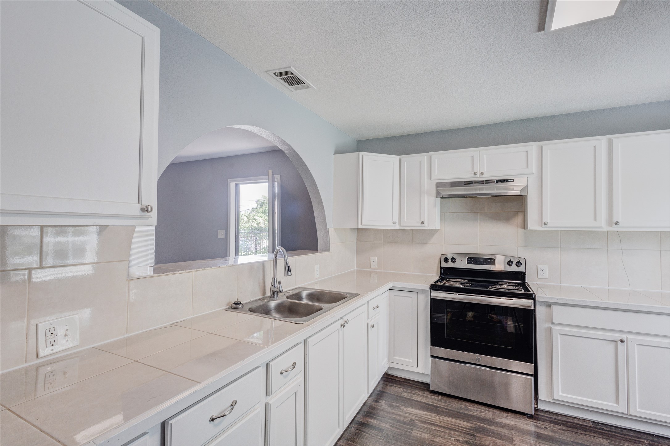 1809 Birdell Street Fort Worth TX 76105