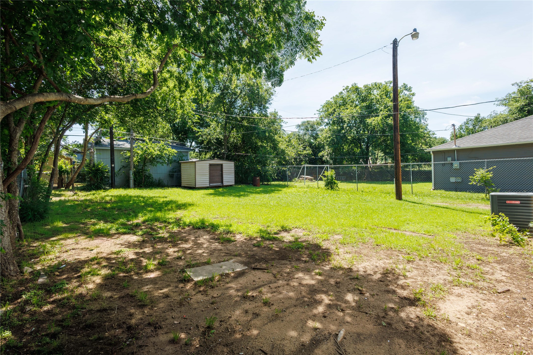 1809 Birdell Street Fort Worth TX 76105