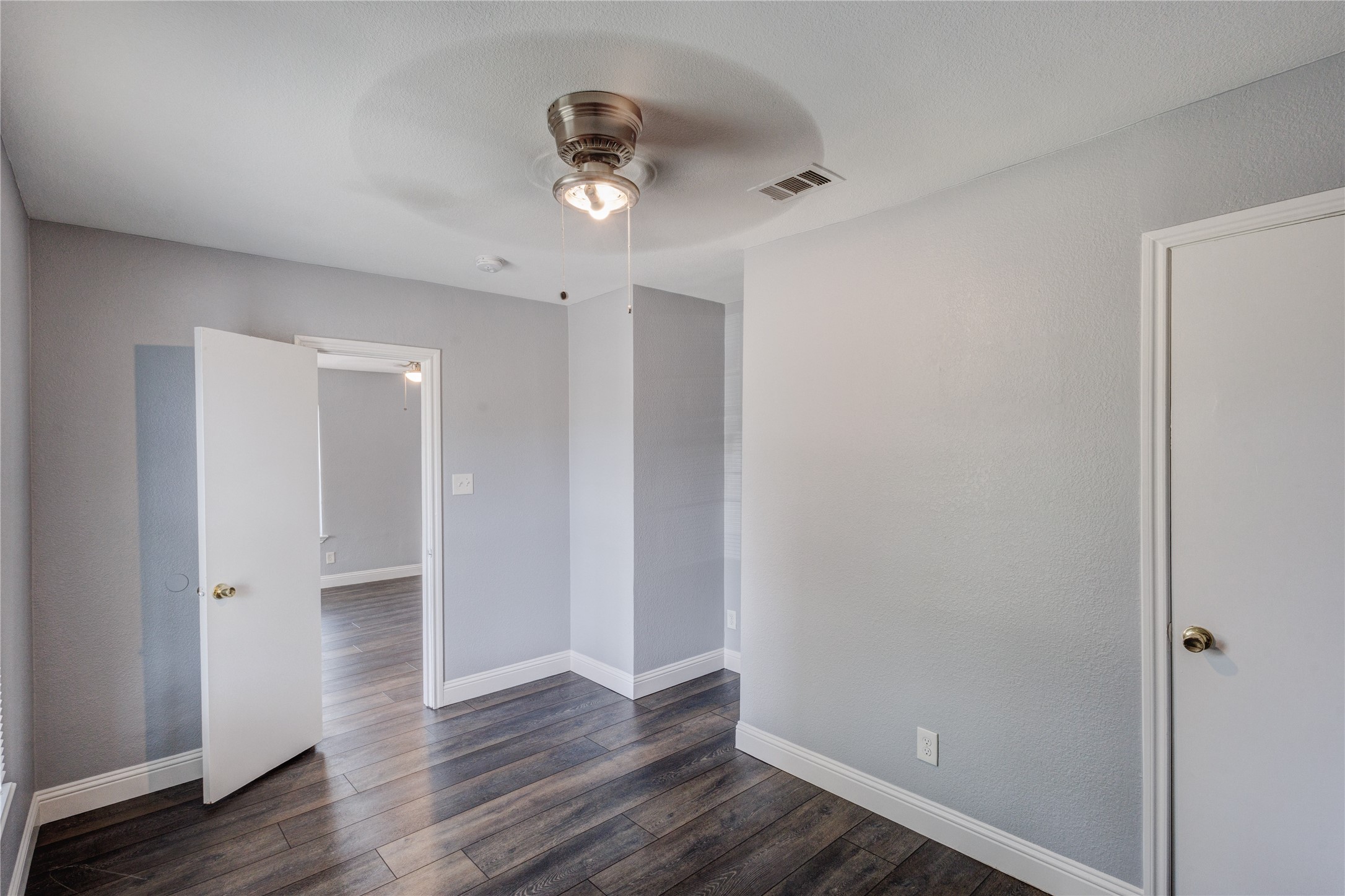 1809 Birdell Street Fort Worth TX 76105