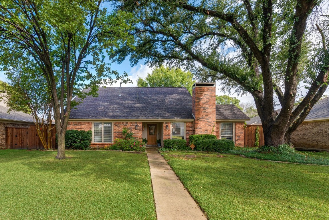 1829 Chisolm Trail Lewisville TX 75077