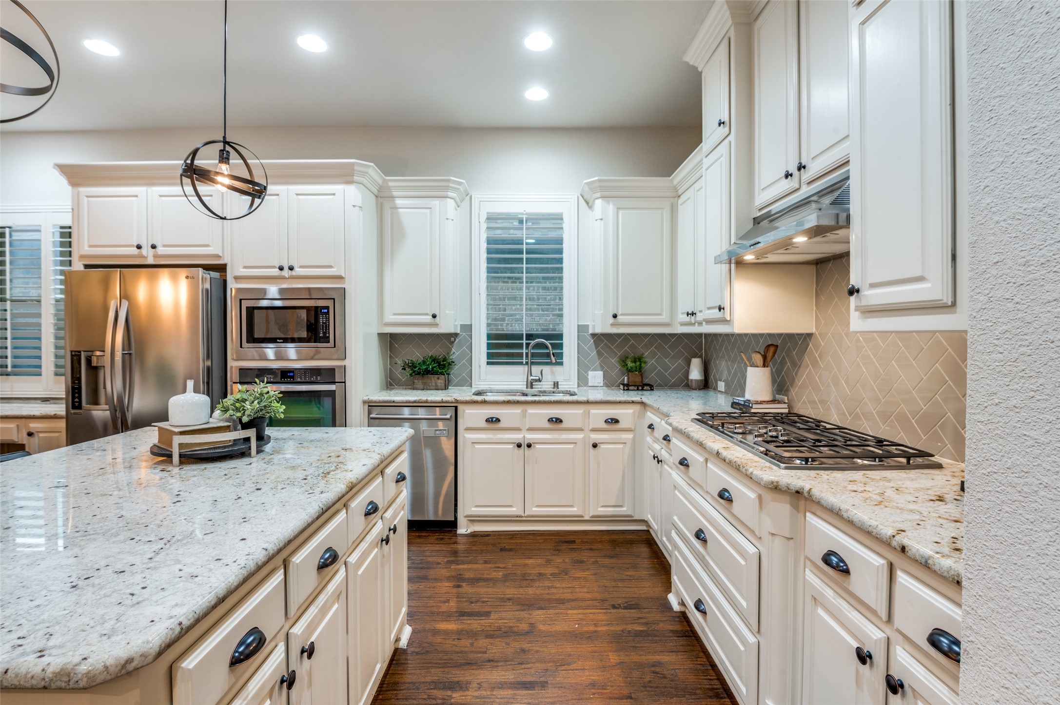 3041 Dunverny The Colony TX 75056
