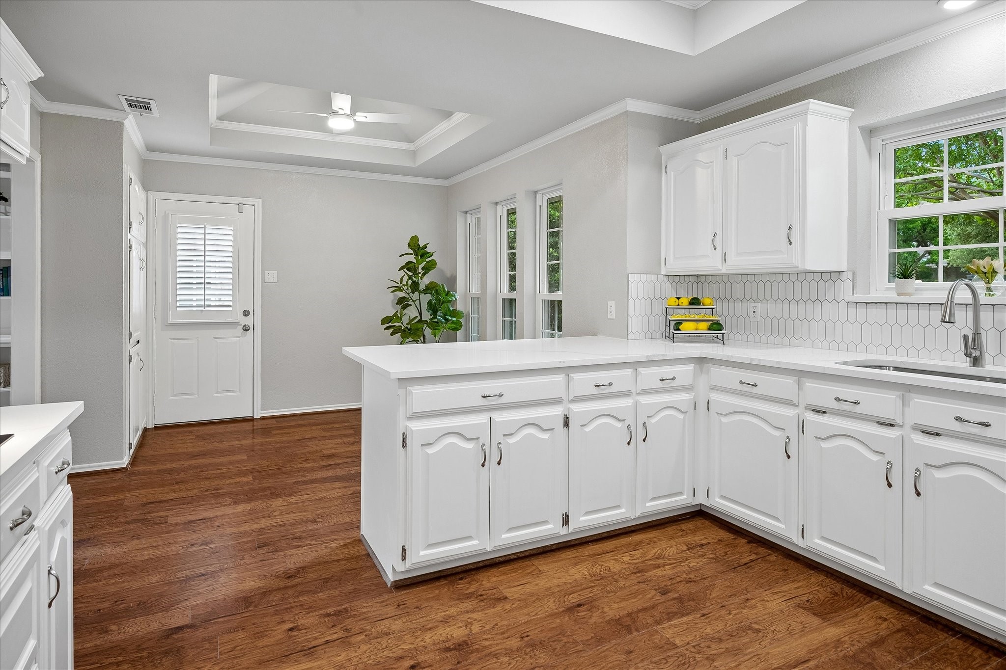 3912 Brookside Drive Bedford TX 76021