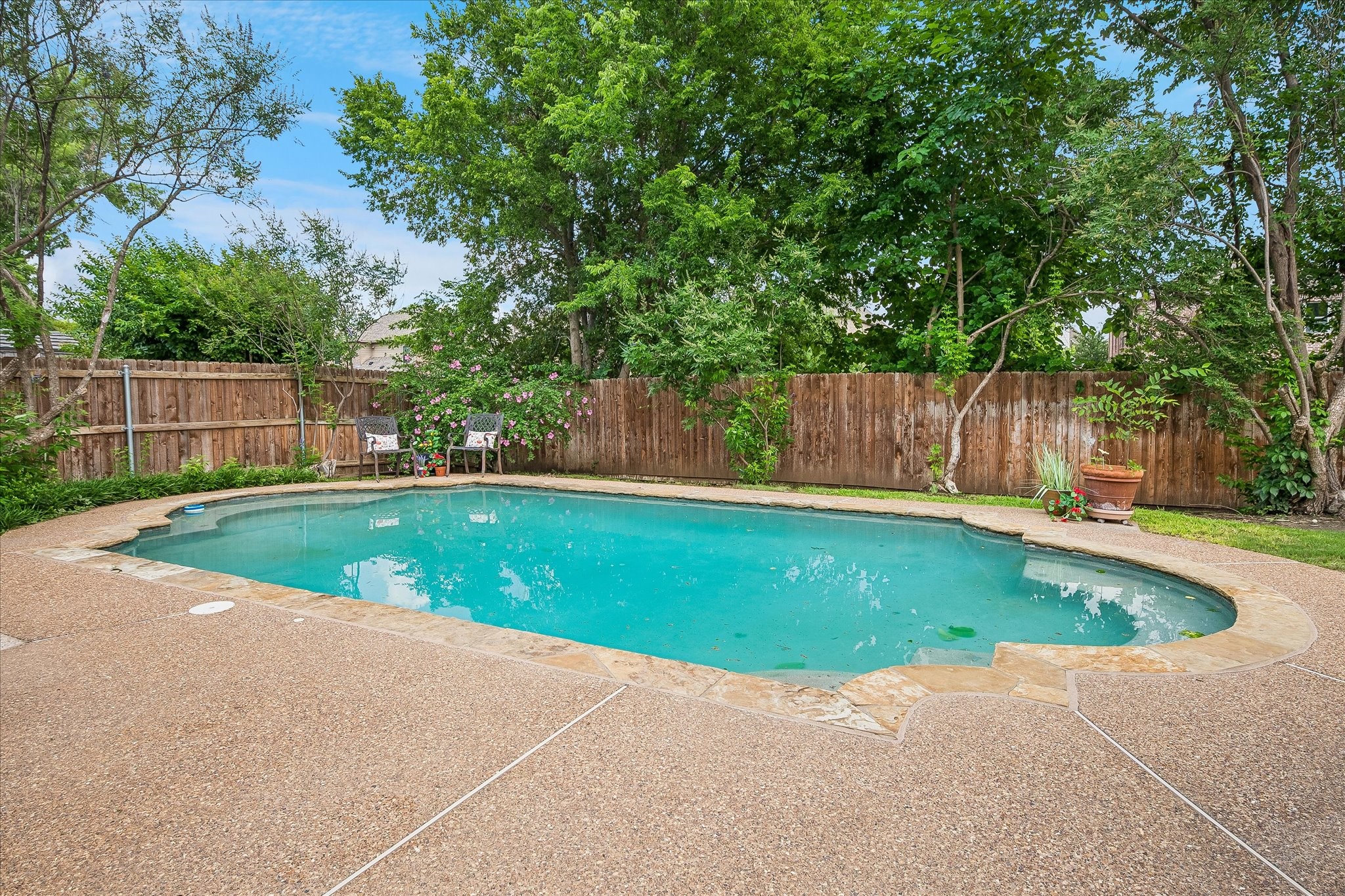 3912 Brookside Drive Bedford TX 76021