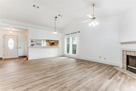 4617 Feathercrest Drive Fort Worth TX 76137
