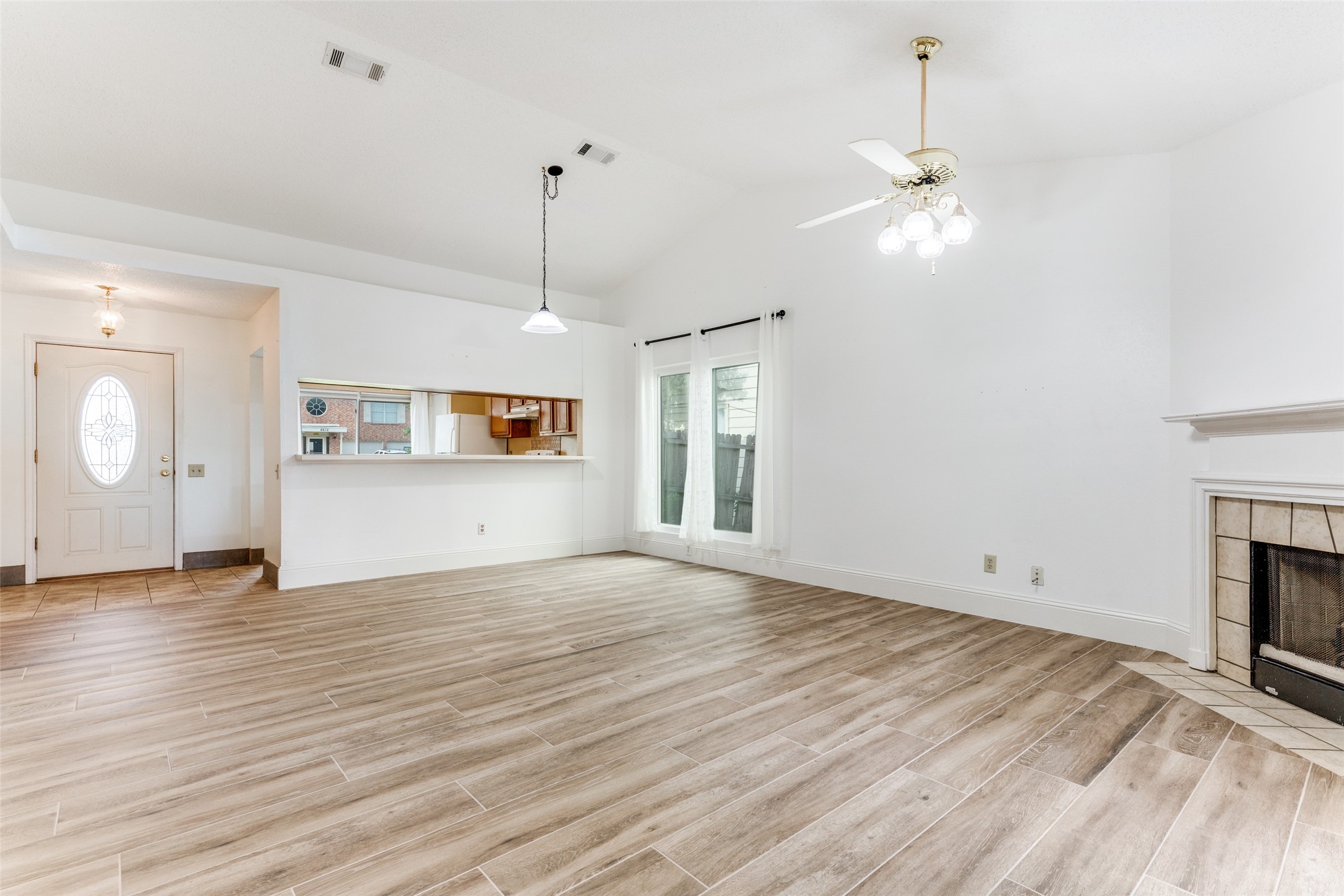4617 Feathercrest Drive Fort Worth TX 76137