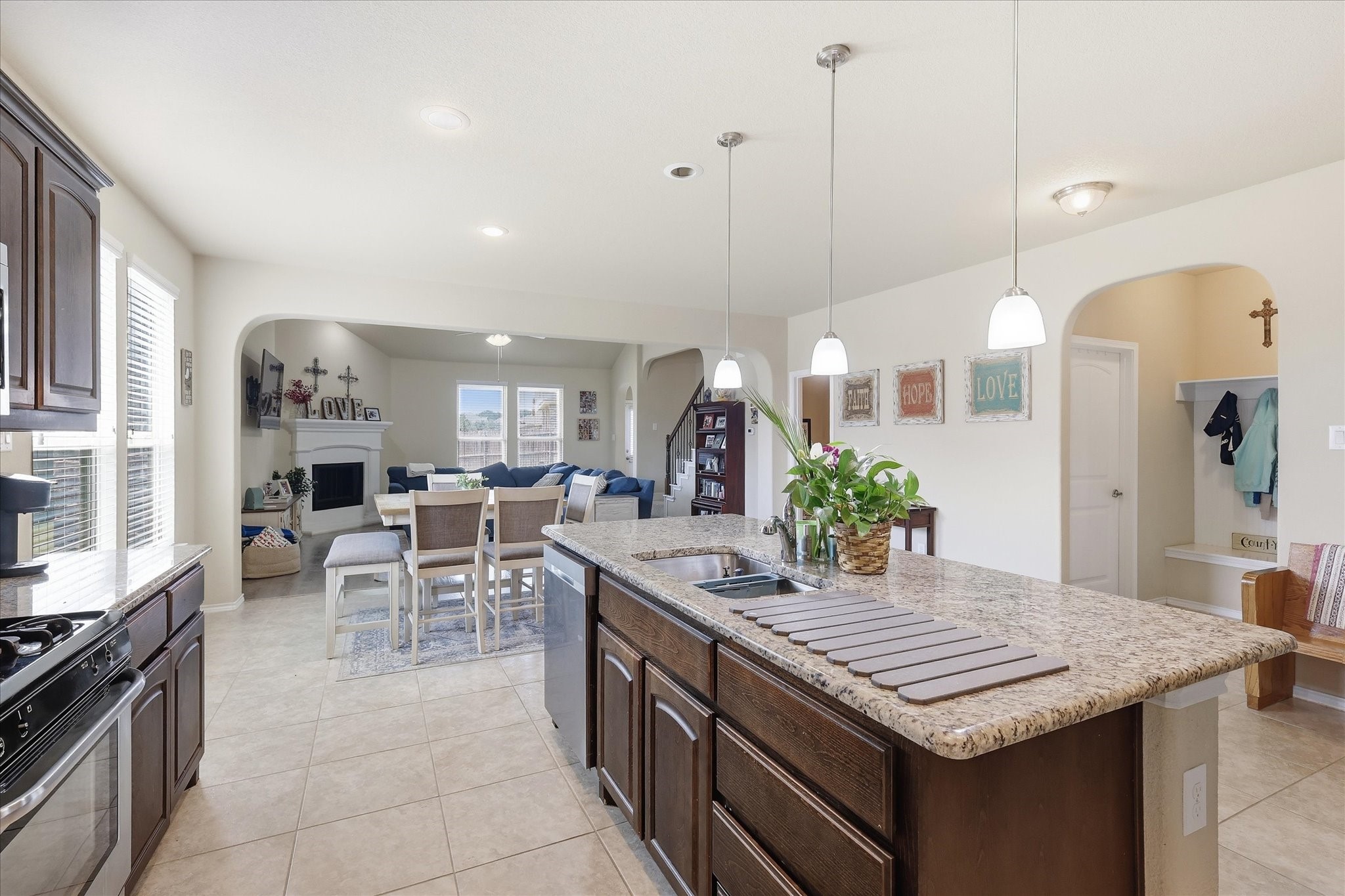 2908 Saddle Creek Drive Fort Worth TX 76177