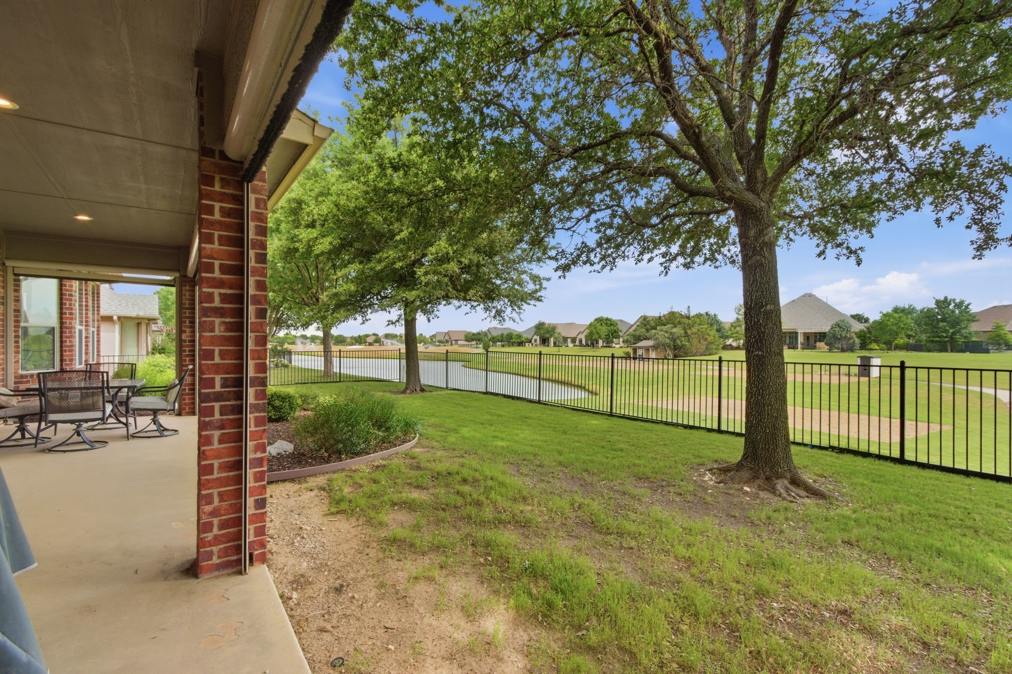 9601 Grandview Drive Denton TX 76207