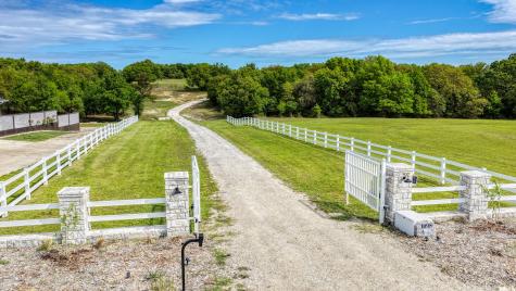 1098 Paradise Parkway Poolville TX 76487