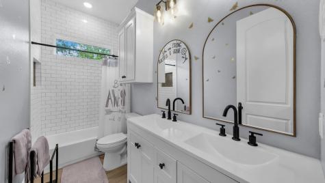 1098 Paradise Parkway Poolville TX 76487