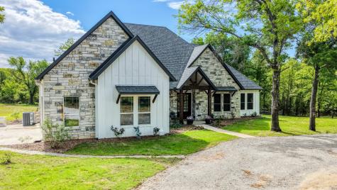 1098 Paradise Parkway Poolville TX 76487