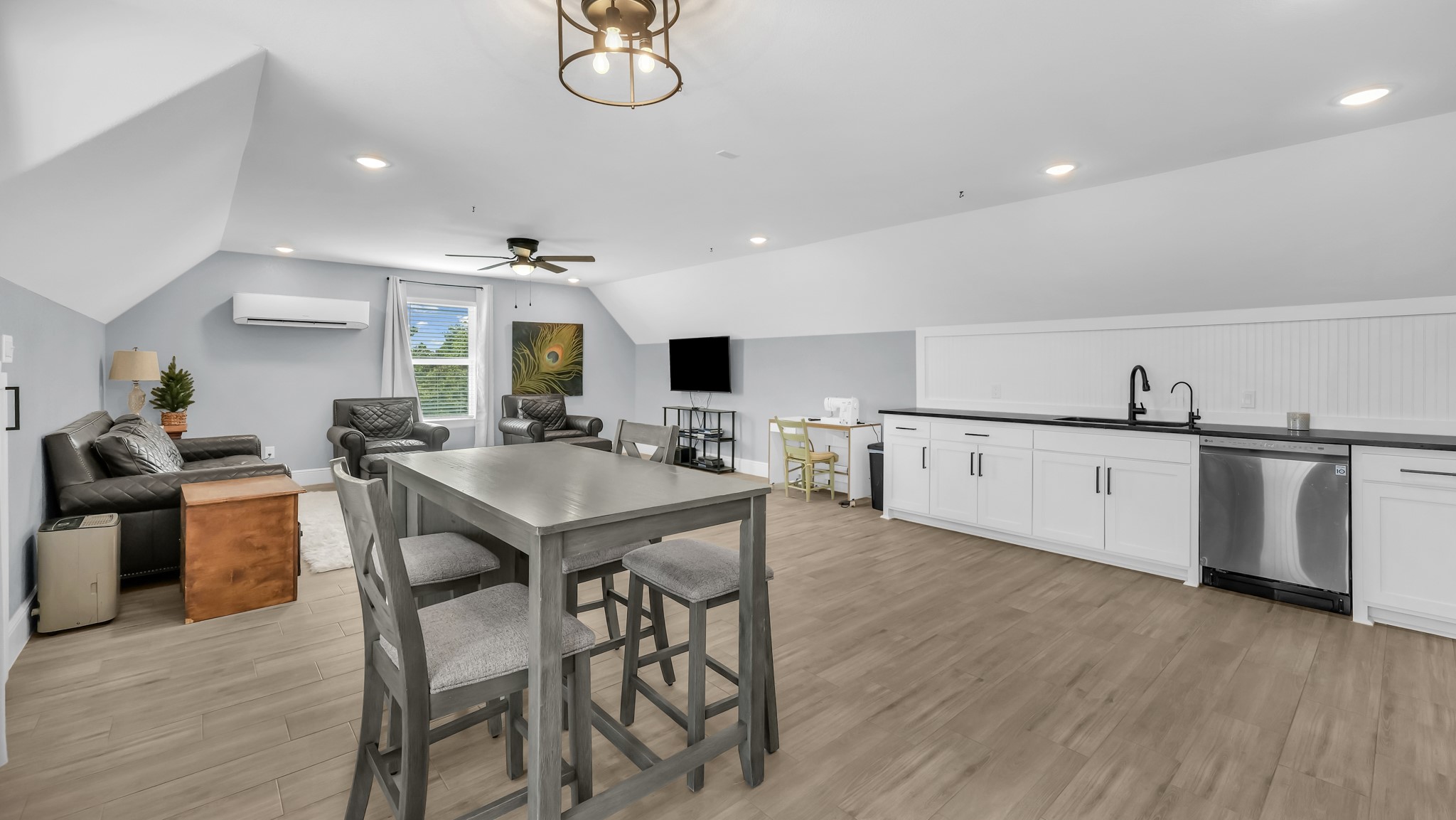 1098 Paradise Parkway Poolville TX 76487