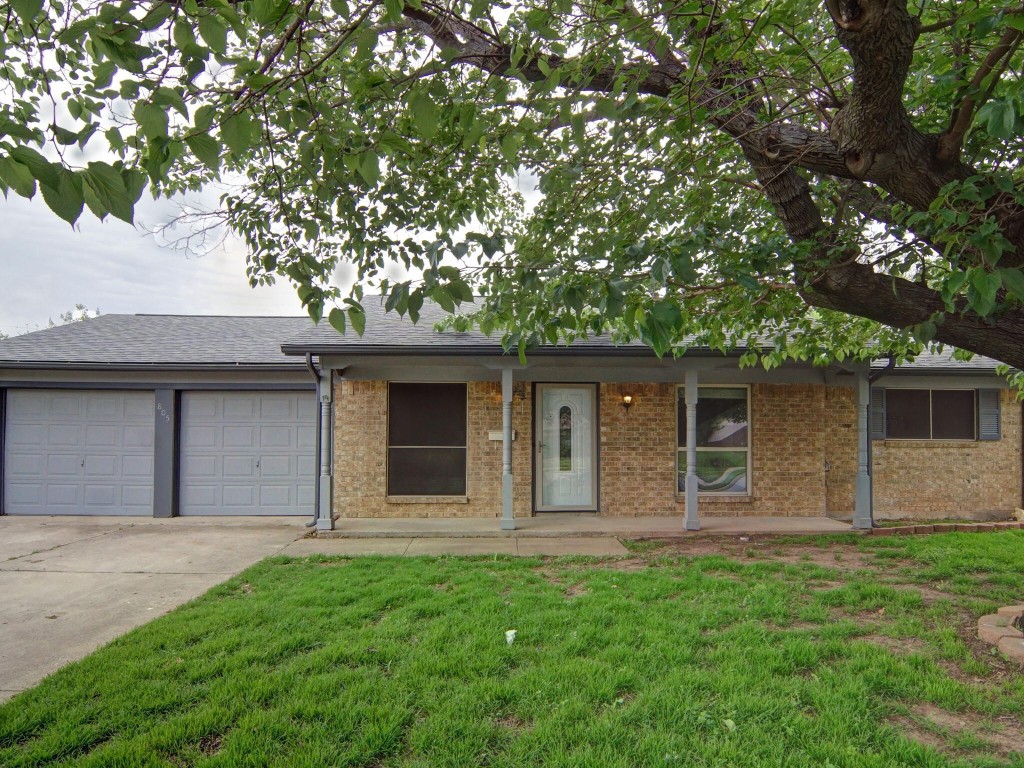 805 Opal Street Saginaw TX 76179