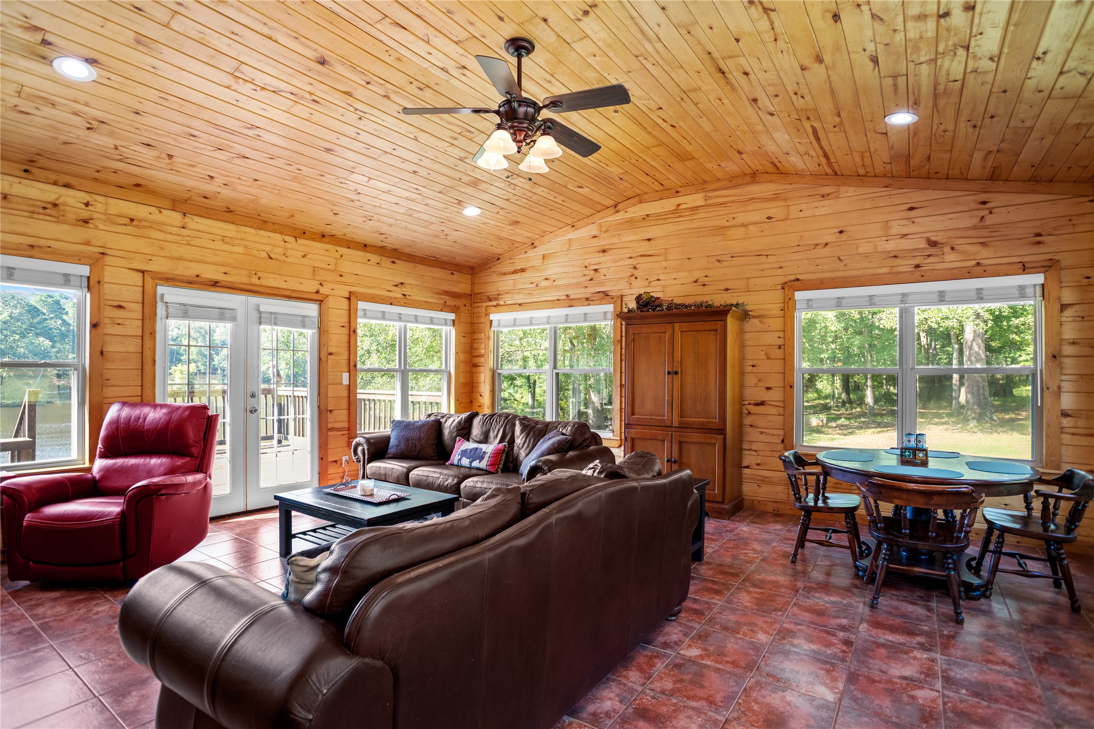 649 An County Road 1215 Grapeland TX 75844
