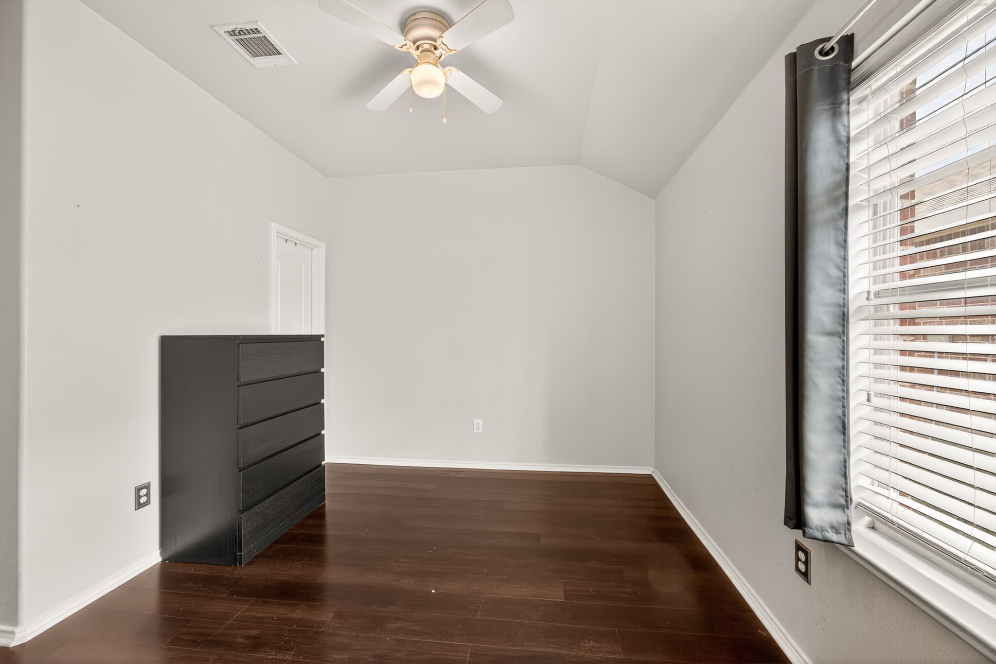 2720 Furlong Drive Grand Prairie TX 75051