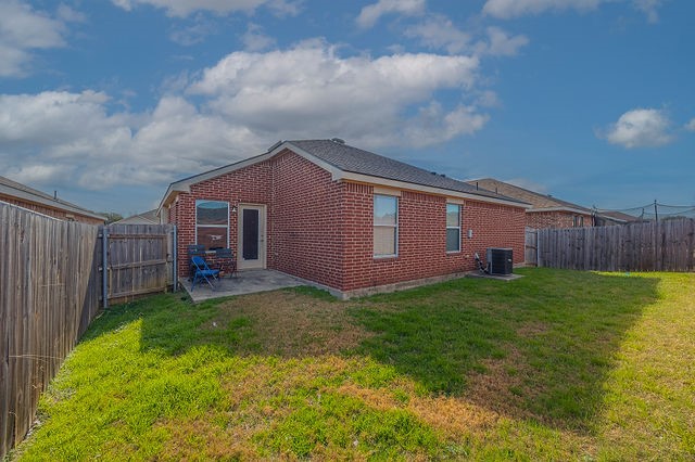 2720 Furlong Drive Grand Prairie TX 75051