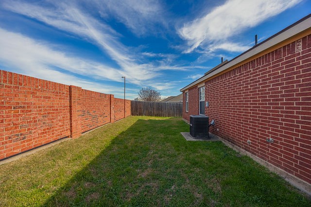 2720 Furlong Drive Grand Prairie TX 75051