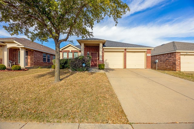 2720 Furlong Drive Grand Prairie TX 75051