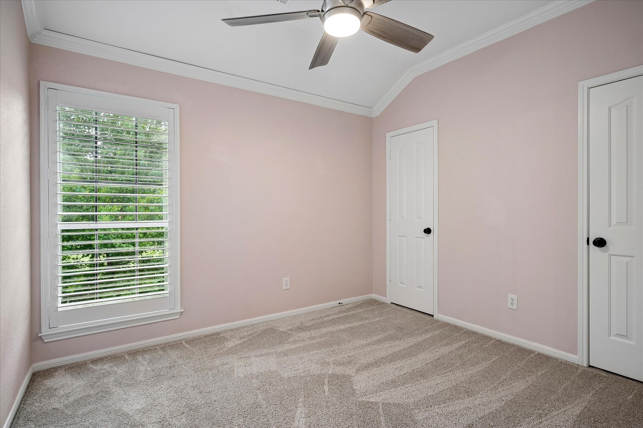 821 Palm Desert Drive Garland TX 75044