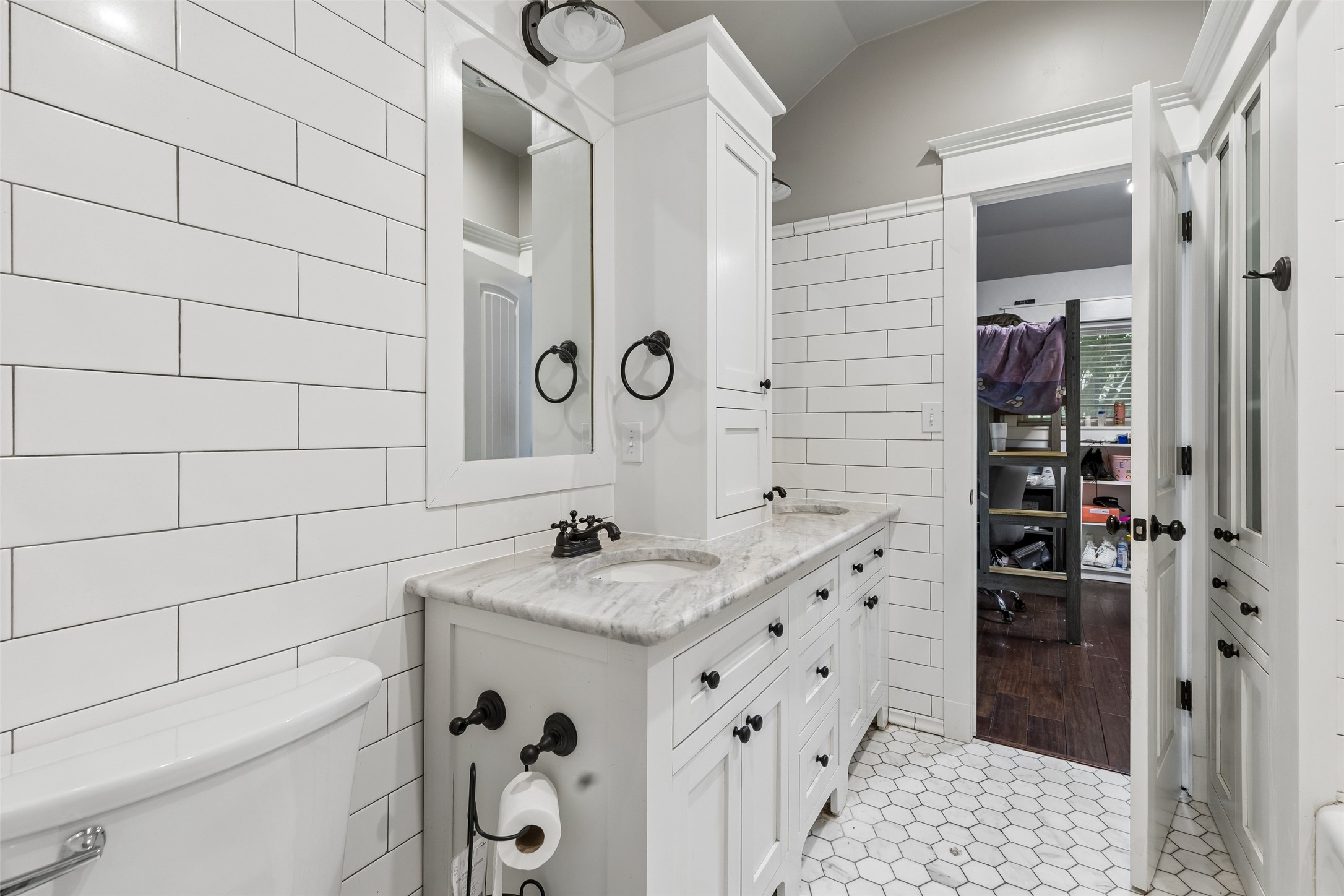 160 Cedarcrest Lane Double Oak TX 75077