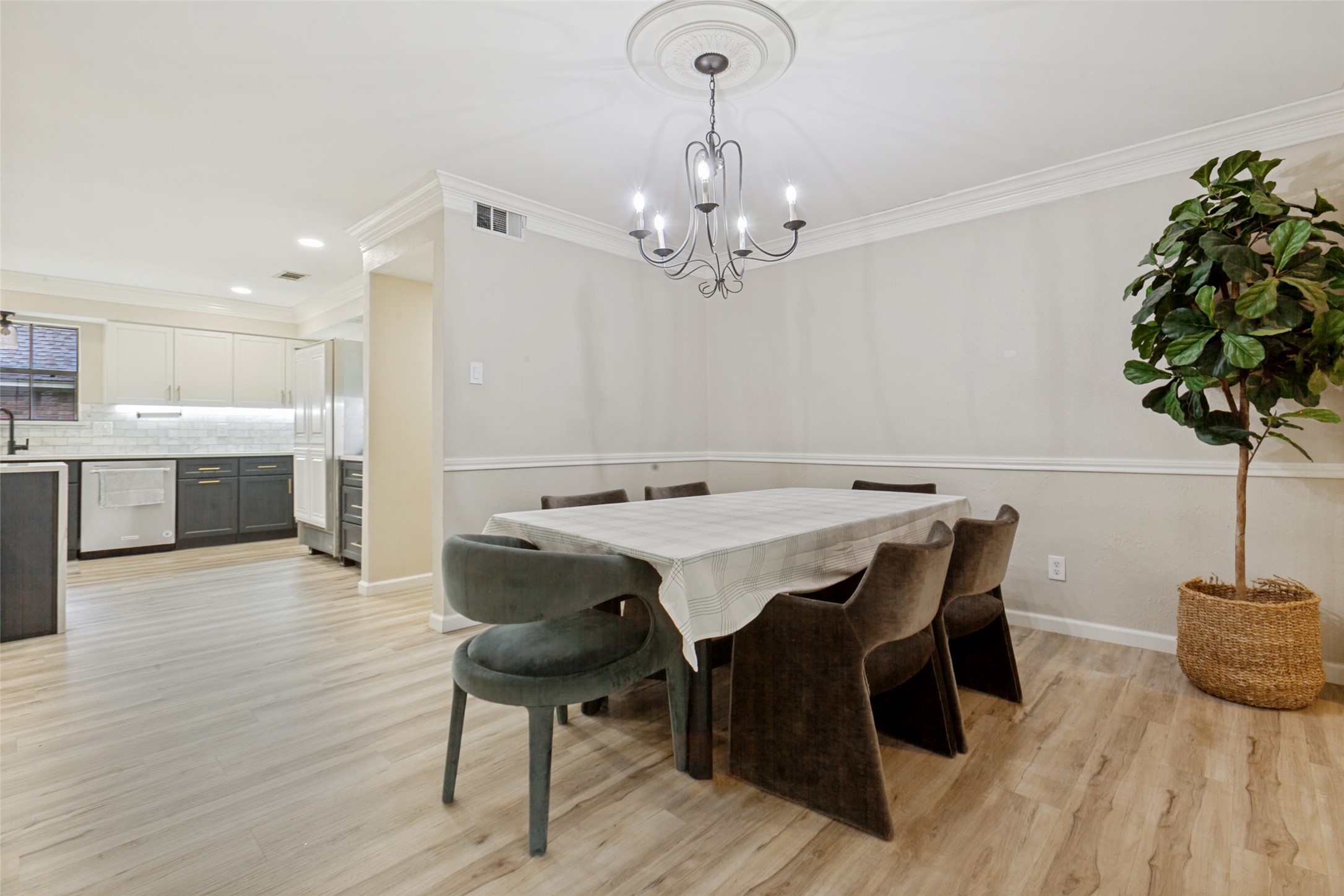 6610 Lake Shore Drive Garland TX 75044